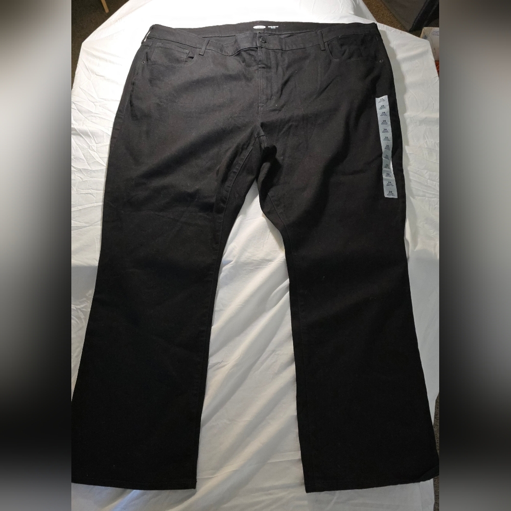 Women's Plus Size Black Jeans old navy kicker boot Cut midrise size 28.
